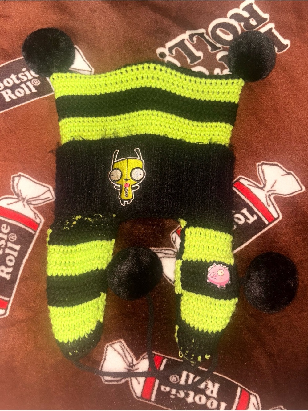 Invador Zim Black & Green Knitted Pom Pom Hat 🖤💚